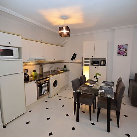 Bergantin Apartment Torrevieja Kültér fotó