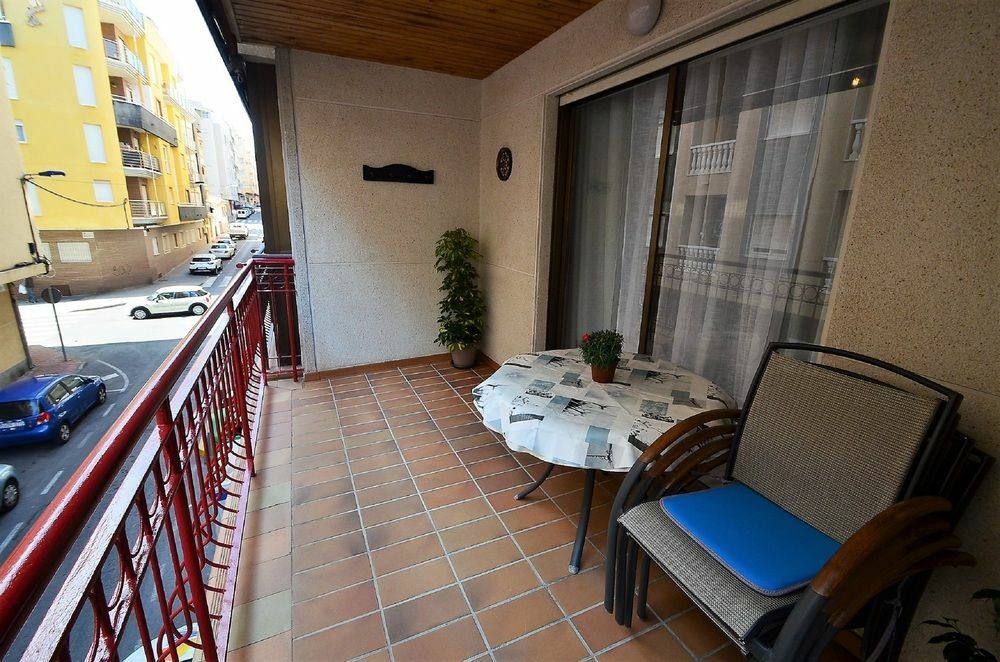 Bergantin Apartment Torrevieja Kültér fotó